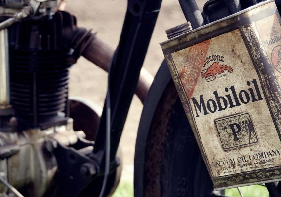 Motorcycle minor service for oil and brake fluid changes